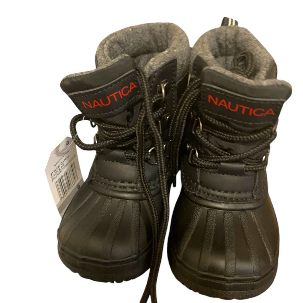 Nautica Black  winter snow boots for kids - size 6 toddler
